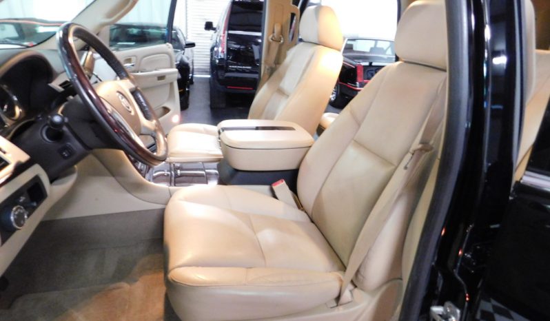 Used Cadillac Escalade 2009 full