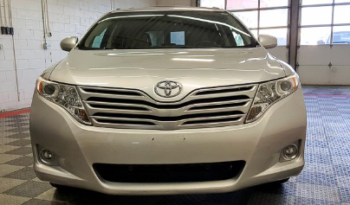 Used Toyota Venza 2010 full