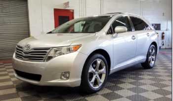 Used Toyota Venza 2010 full