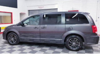 Used Dodge Grand Caravan 2017 full