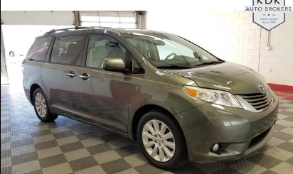 Used Toyota Sienna 2011