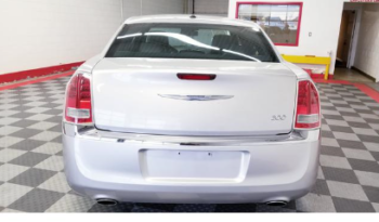 Used Chrysler 300 2012 full