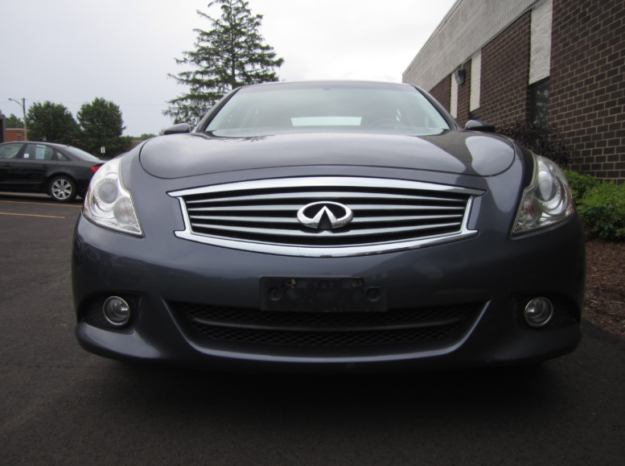 Used Infiniti G37 2011 full