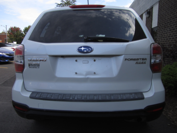 Used  Subaru Forester 2014 full