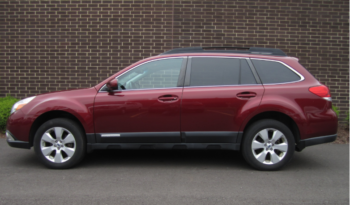 Used Subaru Outback 2011 full