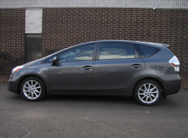 Used Toyota Prius V 2012