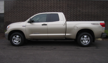 Used Toyota Tundra  2010 full