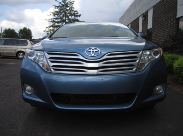 Used Toyota Venza 2011 full