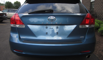 Used Toyota Venza 2011 full