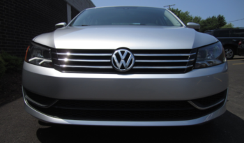 Used Volkswagen Passat 2015 full