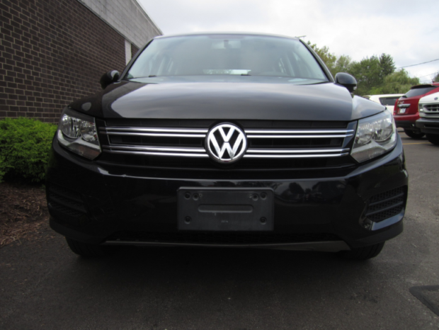 Used Volkswagen Tiguan 2012 full