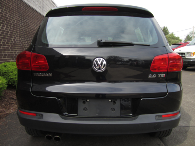 Used Volkswagen Tiguan 2012 full