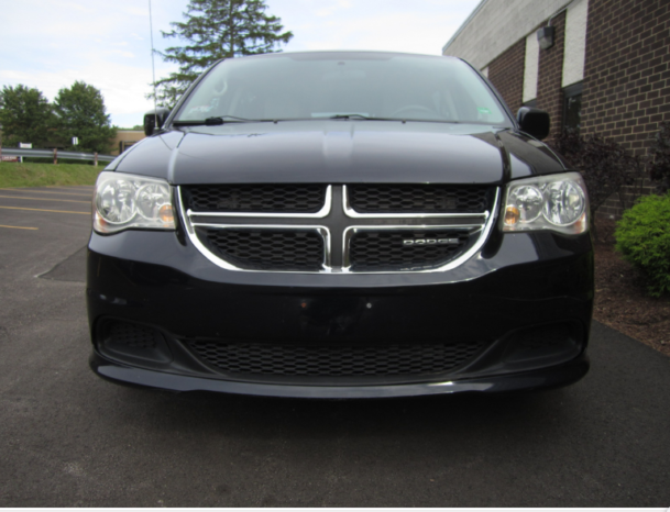 Used Dodge Caravan 2011 full