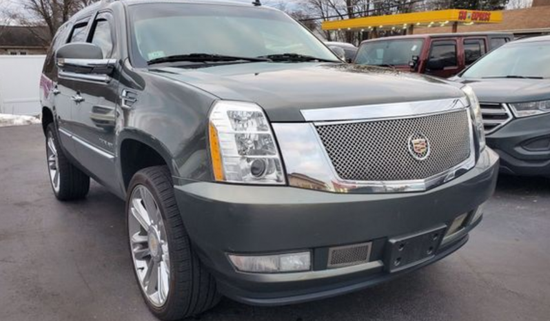 Used Cadillac Escalade 2011