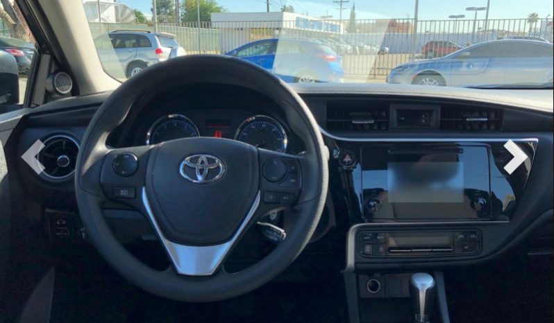 Used Toyota Corolla 2018 full