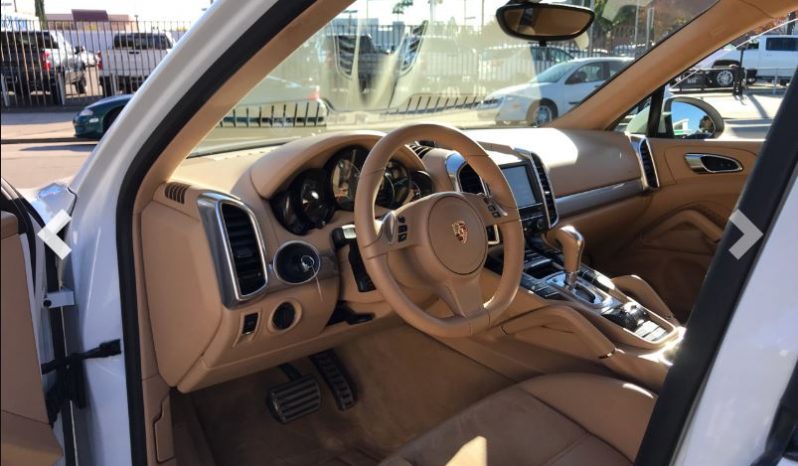 Used Porsche Cayenne GTS 2013 full