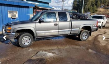 GMC Sierra 2500 4WD full