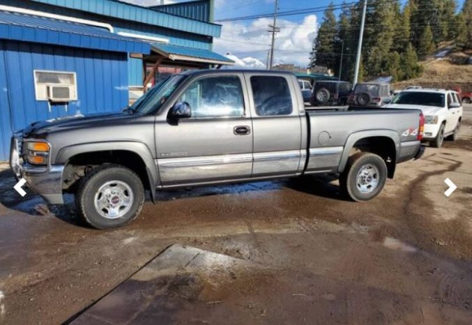 GMC Sierra 2500 4WD full