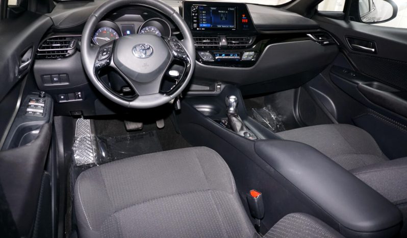 Toyota C-HR 2018 FWD full