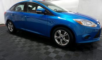 Ford Focus 2014 FWD full