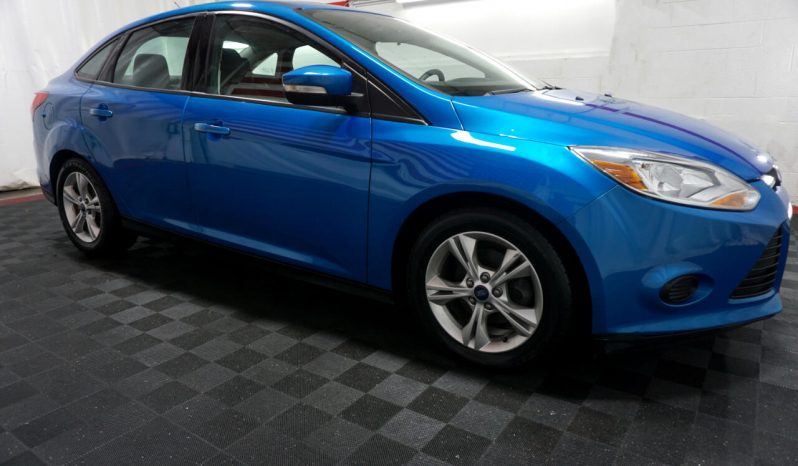 Ford Focus 2014 FWD full