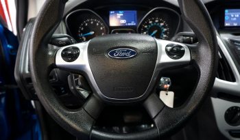 Ford Focus 2014 FWD full