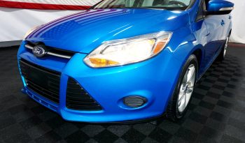 Ford Focus 2014 FWD full