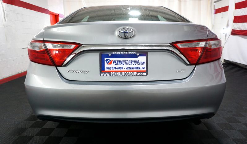 Toyota Camry 2016 FWD full