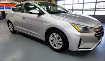 Hyundai Elantra 2019 FWD full