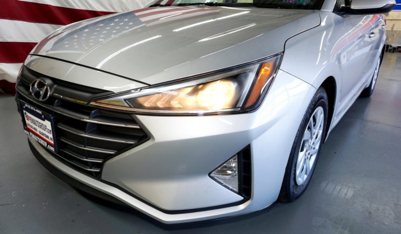 Hyundai Elantra 2019 FWD full