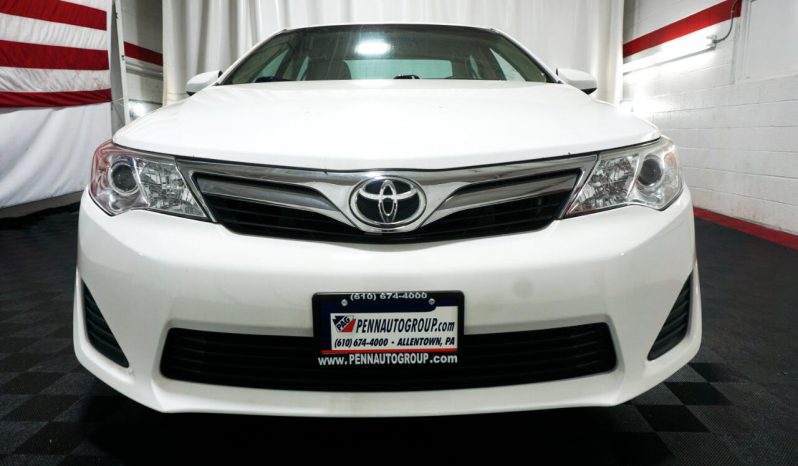 Toyota Camry 2014 FWD full