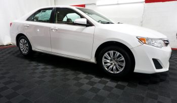 Toyota Camry 2014 FWD full