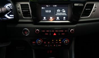 Kia Nitro 2017 FWD full