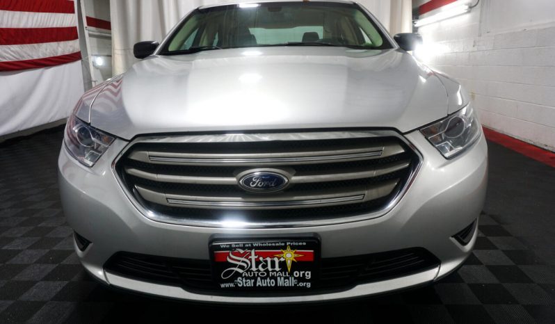 Ford Taurus 2016 FWD full