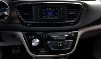 Chrysler Pacifica 2017 FWD full