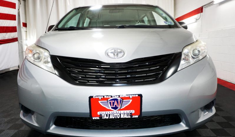 Toyota Sienna 2012 FWD full