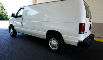 Ford Econoline 2010 RWD full