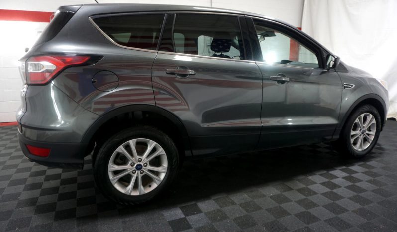 Ford Escape SE 2017 4WD full