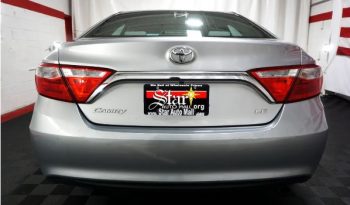 Toyota Camry 2017 FWD full