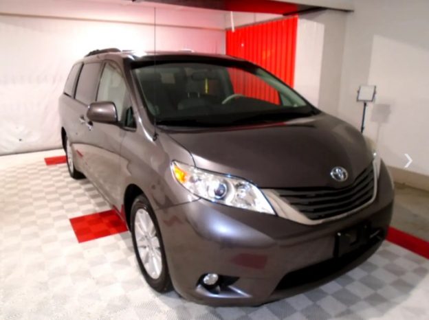 Toyota Sienna 2014 AWD full