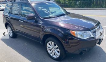 Subaru Forester 2.5X Premium 2013 AWD full