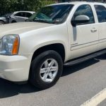 GMC Yukon SLT 2011 4WD