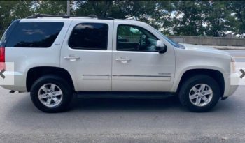 GMC Yukon SLT 2011 4WD full