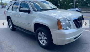 GMC Yukon SLT 2011 4WD full