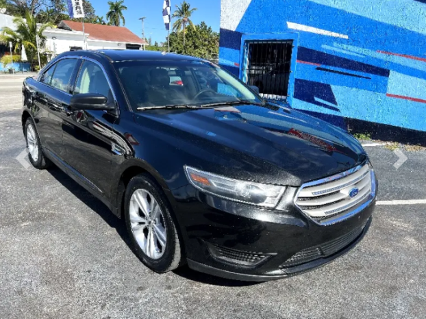 Ford Taurus 2015 FWD full