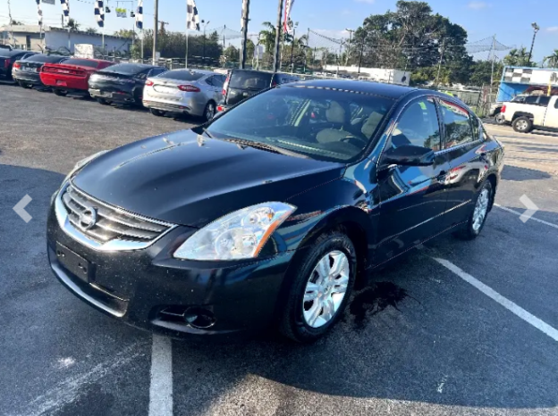 Nissan Altima 2012