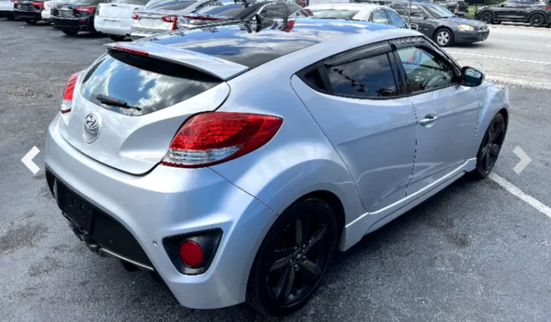 Hyundai Veloster 2013 full