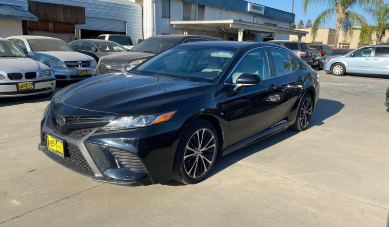 Toyota Camry 2020 FWD