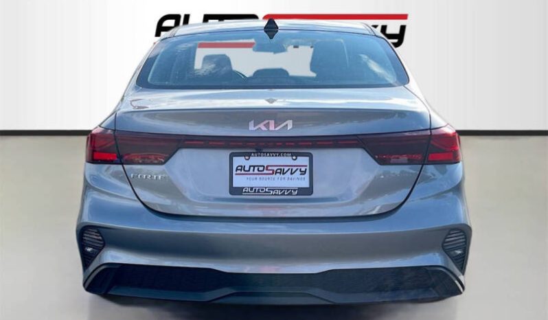 Kia Forte 2023 4WD full